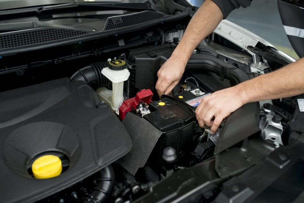 Cuándo es mejor reemplazar que reparar una batería de auto